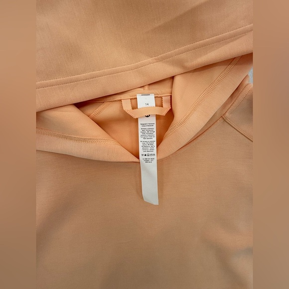 NWT Lululemon‎ Softstreme Hoodie Peach Bellini Size 14 - Picture 10 of 13